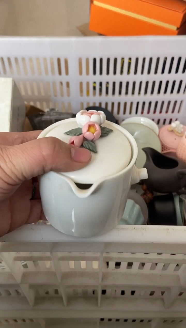 杯无运费险有瑕疵的摄影的产品有使用过的痕迹有点脏介意勿拍