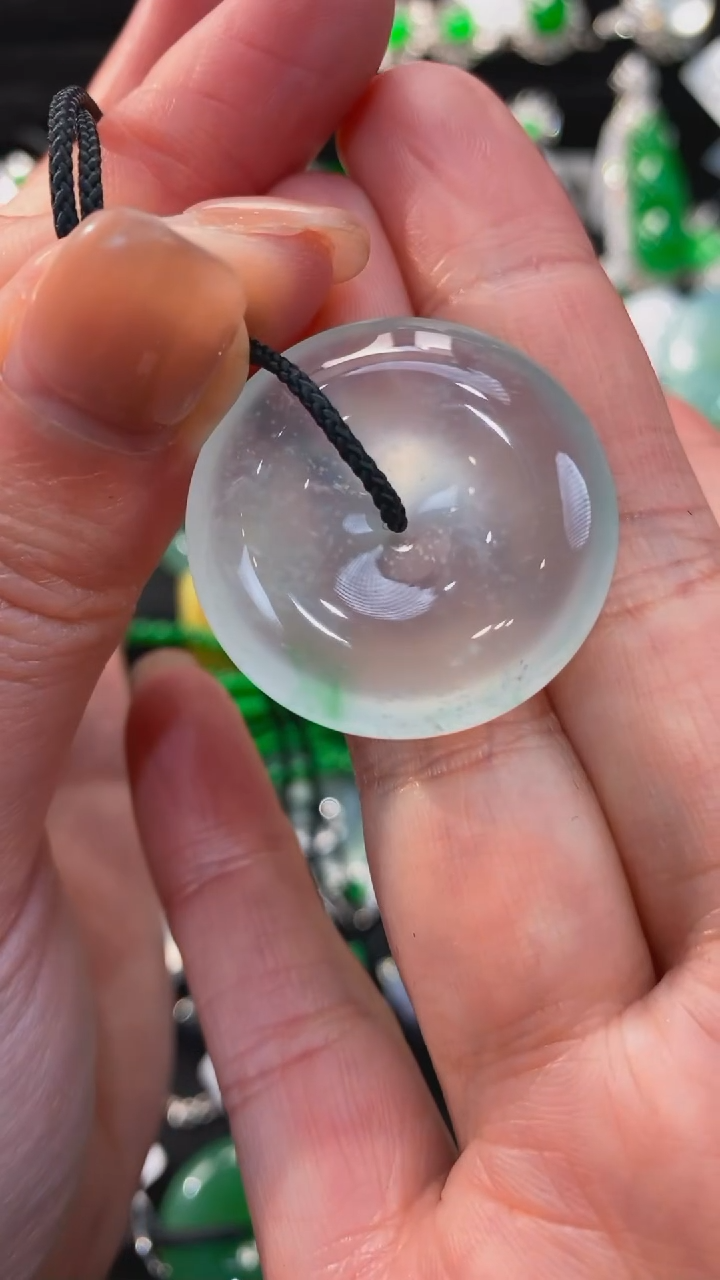 【闪购商品】翡翠颈饰未镶嵌扣子