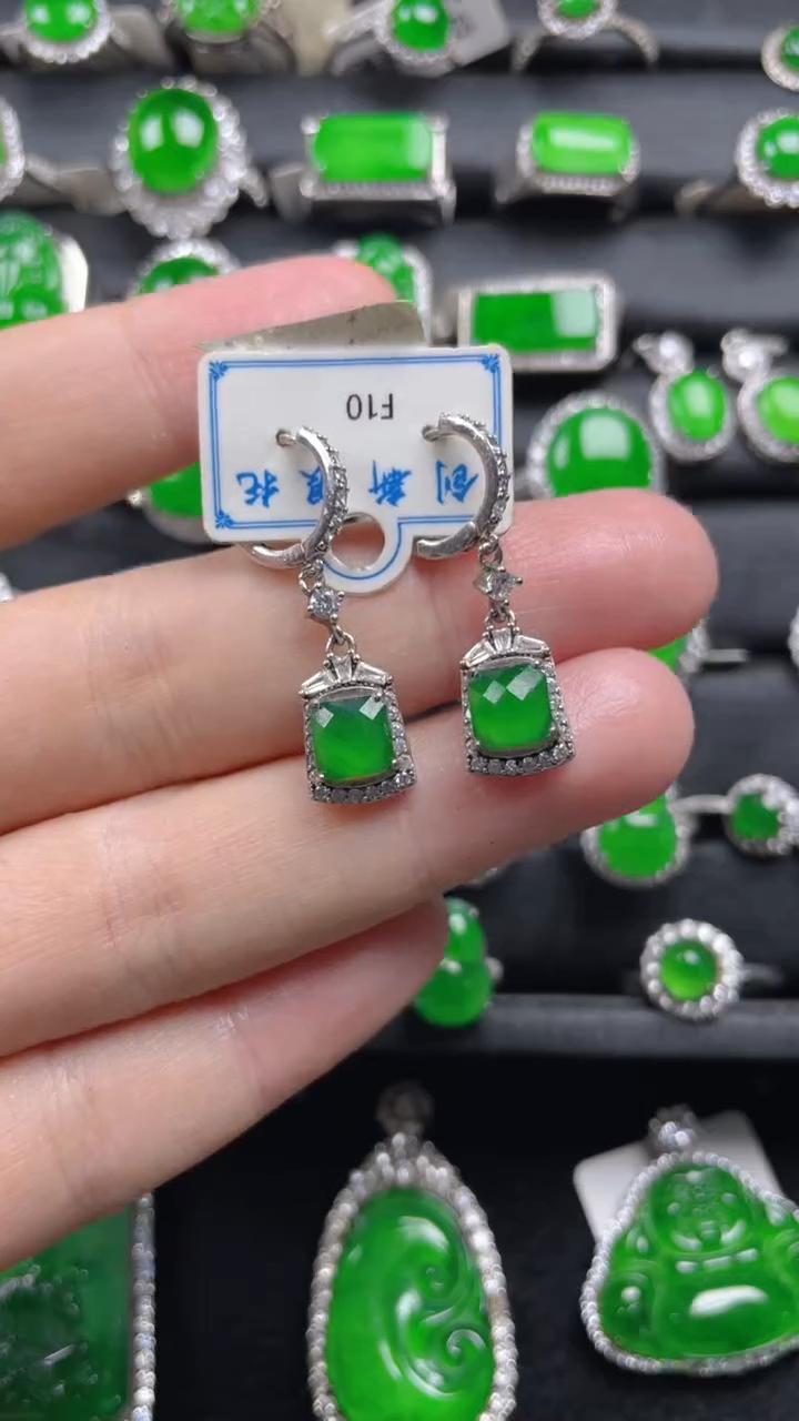 银S925镶嵌翡翠耳饰翡翠