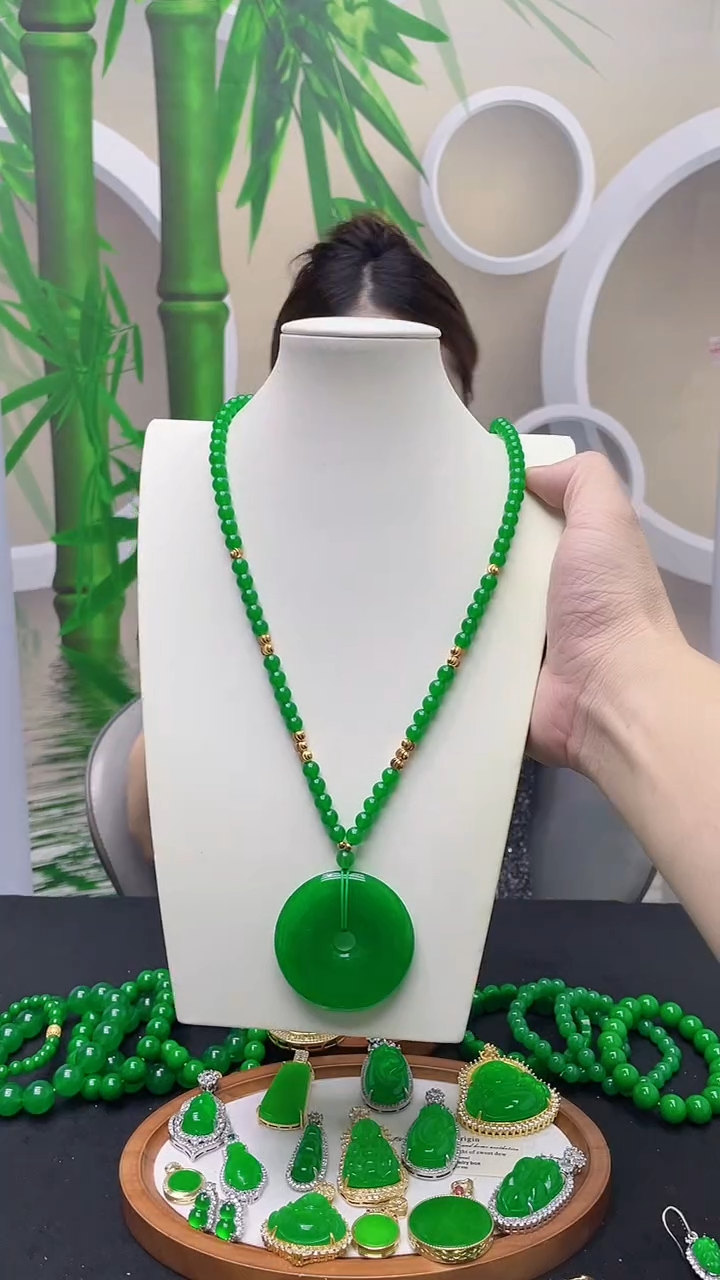 吊坠(赠链)14K金镶嵌翡翠B75