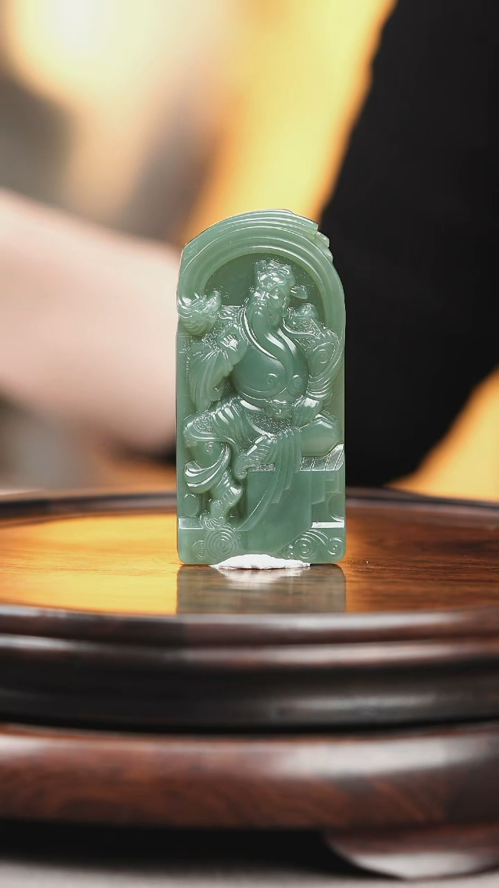 未镶嵌和田玉把件 