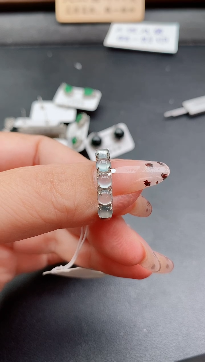 银S925镶嵌戒指翡翠1