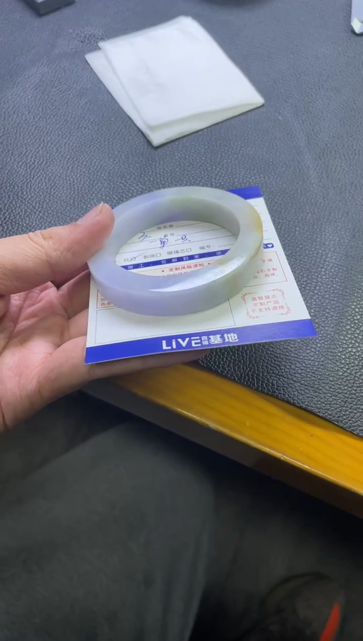 【闪购商品】定制翡翠手镯未镶嵌手镯定制一件