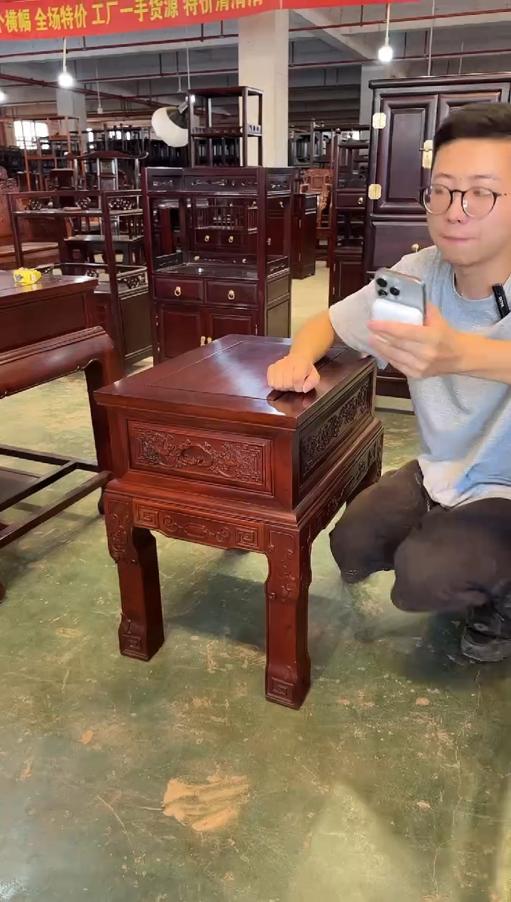黑酸枝木类成套家具J11
