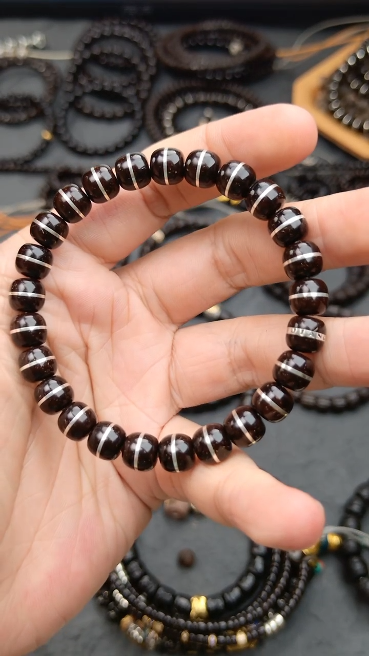 【闪购商品】椰蒂吊坠9*8银腰带汉堡结构