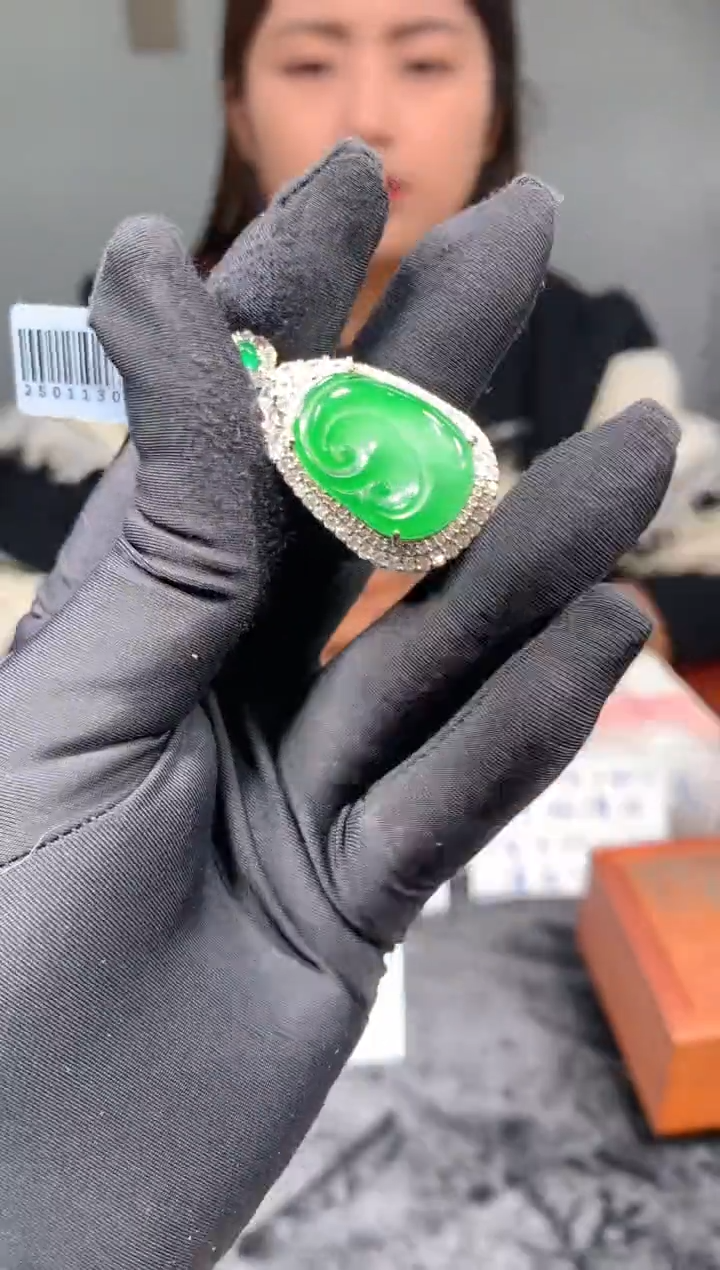 【闪购商品】定制翡翠未镶嵌28定制翡翠-多样性发货（发其一）