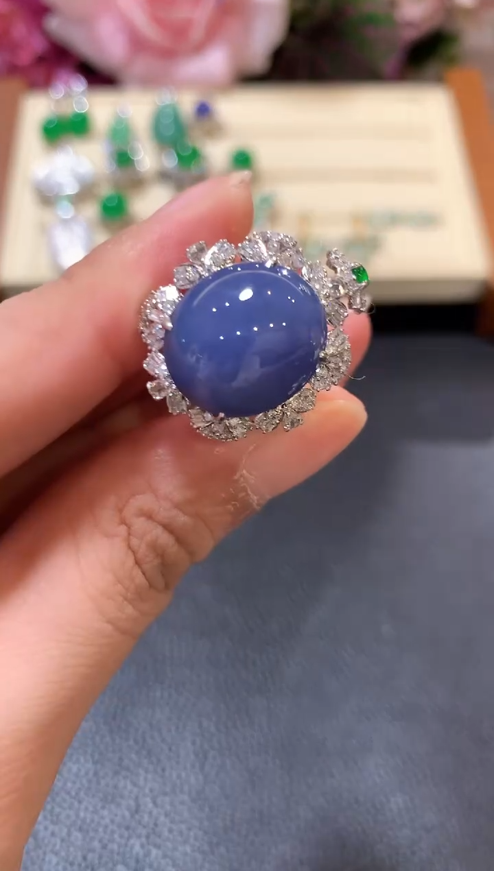 18K金镶嵌戒指翡翠z172 紫色有色差