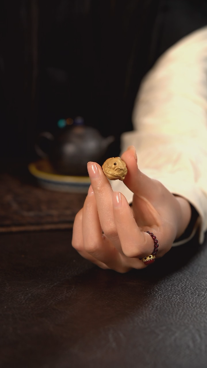 【闪购商品】杯云霞珍藏描金金蟾香插