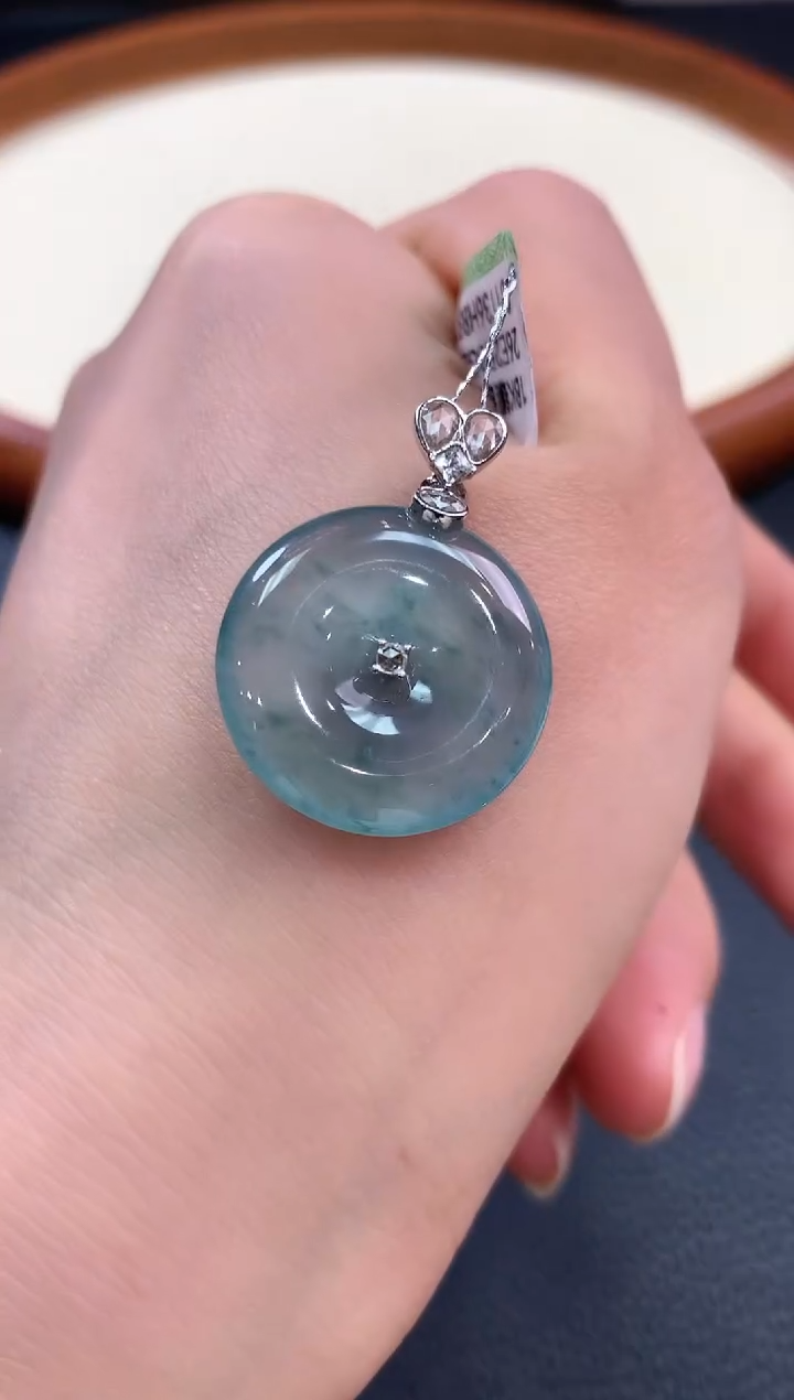 【闪购商品】翡翠吊坠(不含链)18K金镶嵌n108       