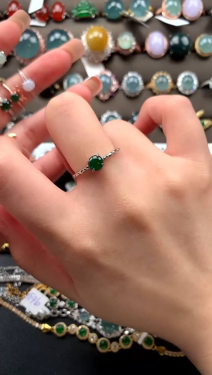 【闪购商品】翡翠戒指银S925镶嵌52141