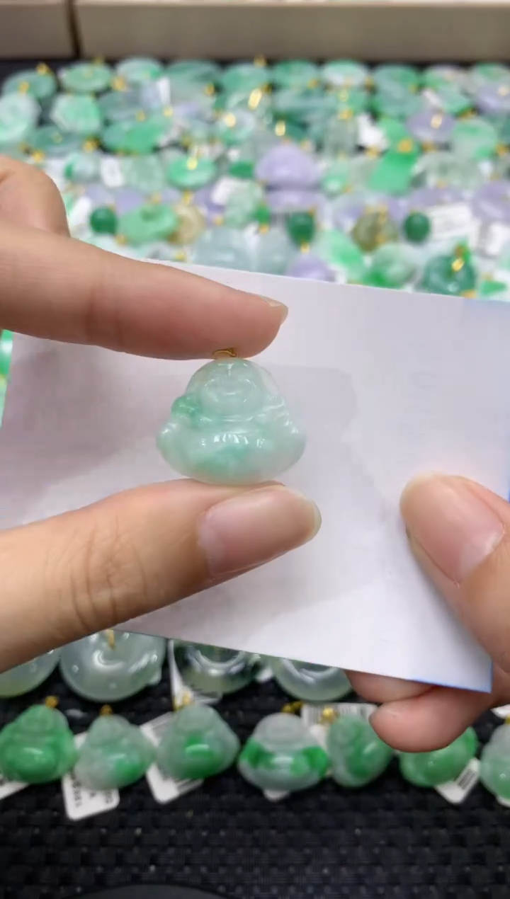 颈饰未镶嵌翡翠天然缅甸翡翠A货