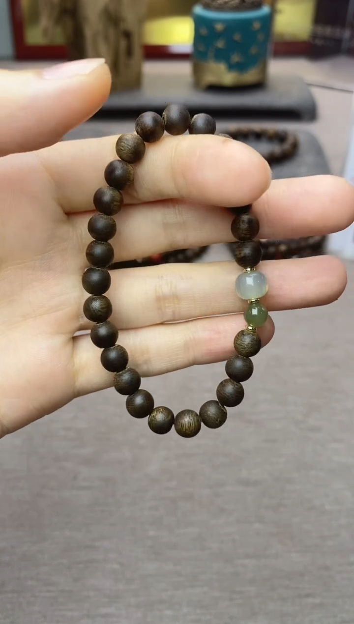 【闪购商品】沉香手串越南芽庄白棋楠0.6单圈+配饰