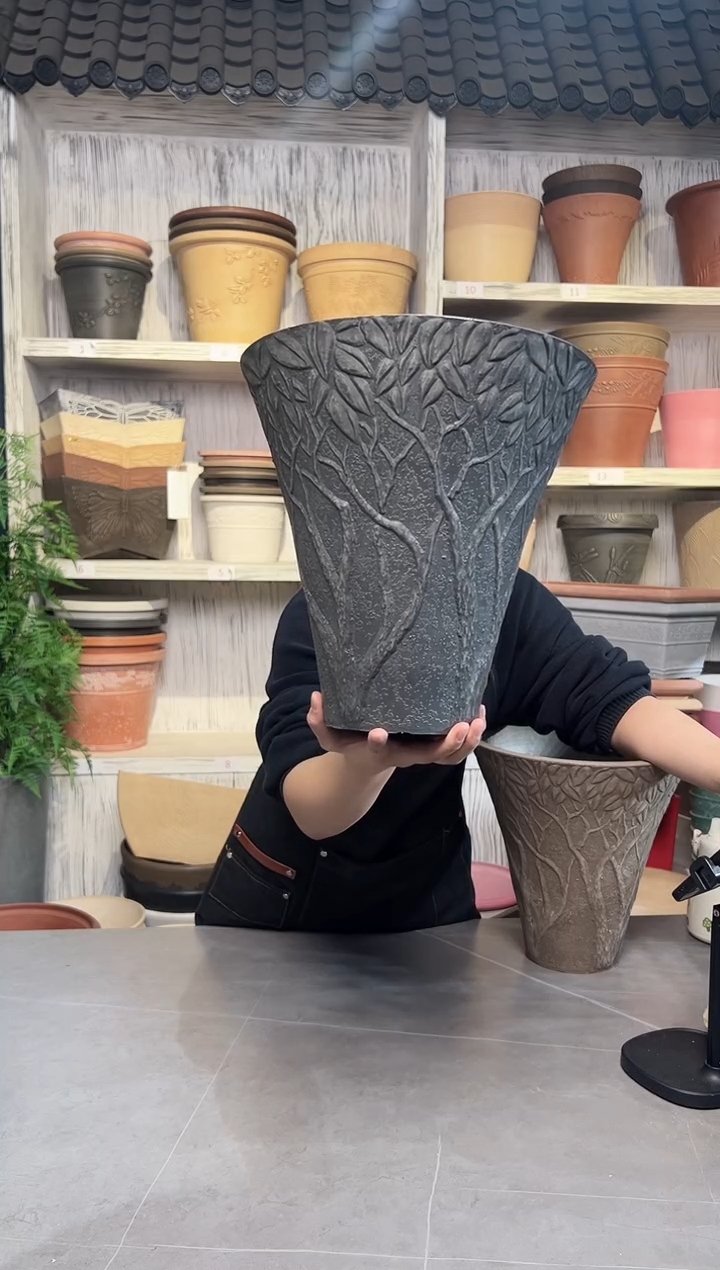 30*31黑色浮雕纹理花盆外贸尾单