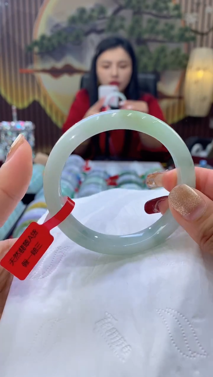 【闪购商品】翡翠手镯未镶嵌多人00288