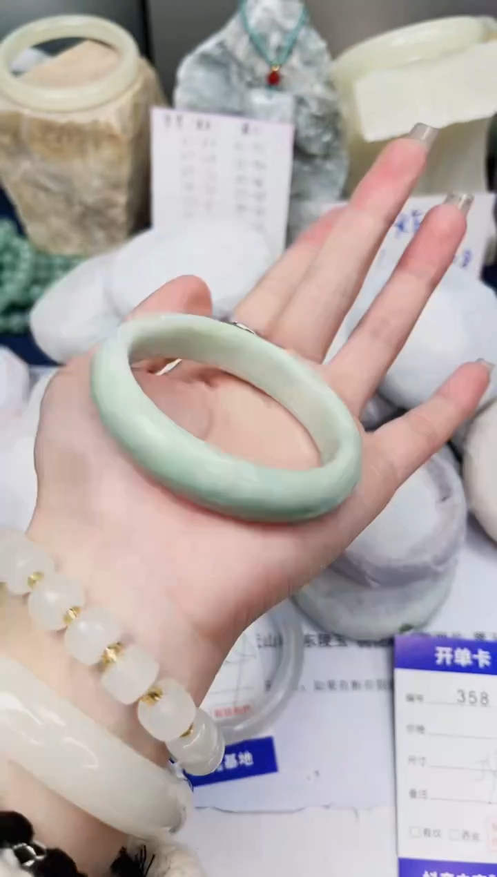 【闪购商品】石英质玉手镯未镶嵌358-翠玉-圈口55