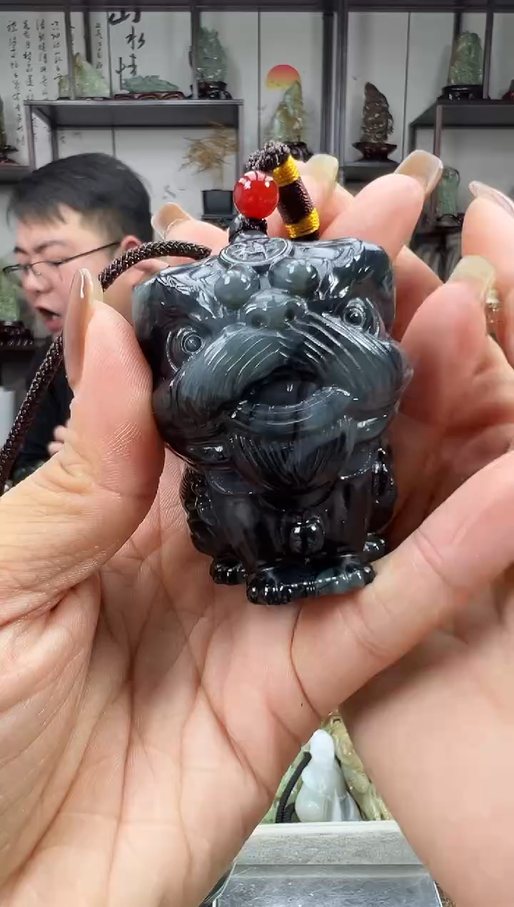 未镶嵌和田玉把件1
