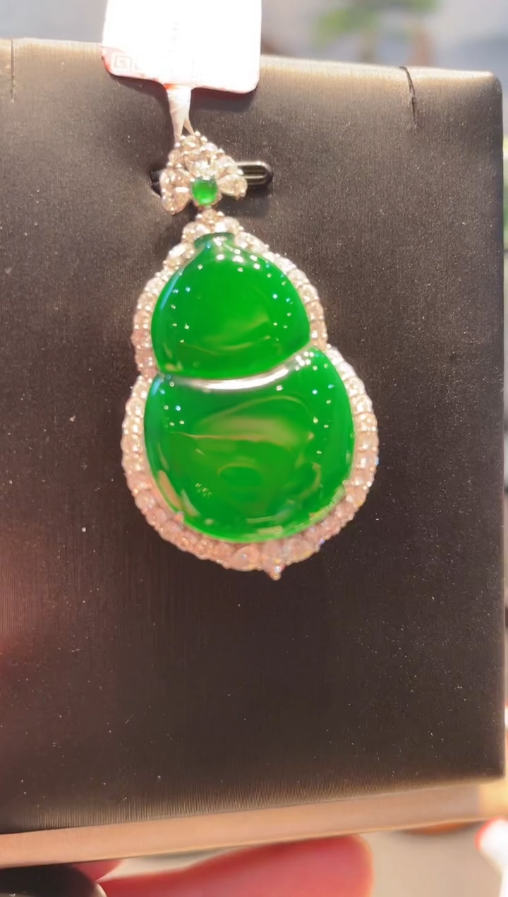 【闪购商品】翡翠颈饰18K金镶嵌A96天然A货翡翠