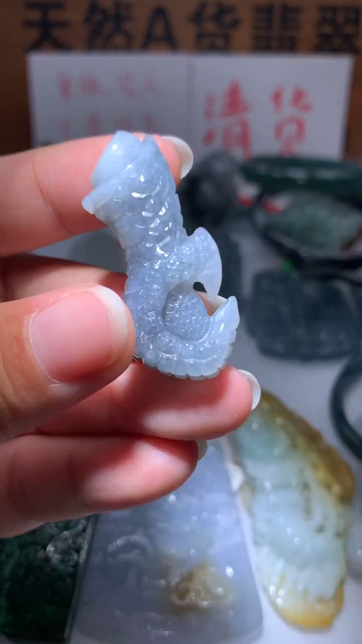 【闪购商品】翡翠颈饰未镶嵌保真天然A货翡翠