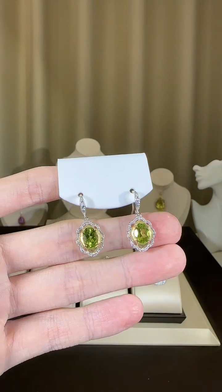 【闪购商品】橄榄石耳饰银S925镶嵌9*7mm耳钩