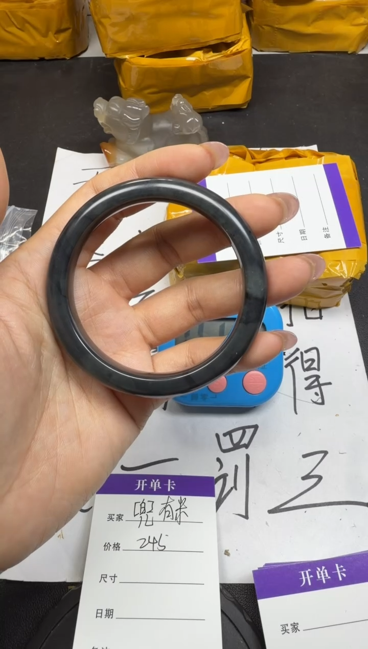 颈饰未镶嵌和田玉兜*米.