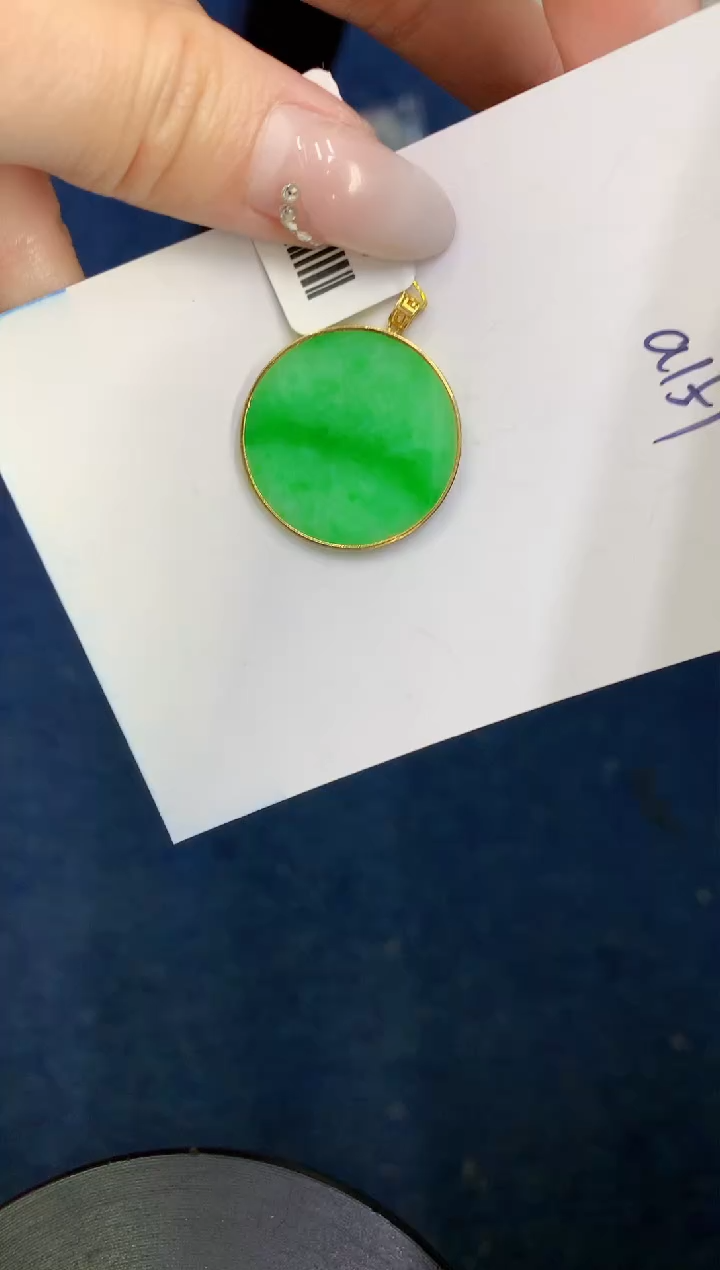 【闪购商品】翡翠颈饰18K金镶嵌00000000000