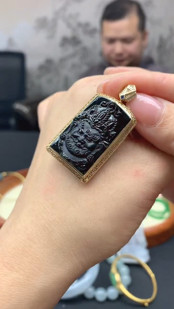 【闪购商品】翡翠颈饰18K金镶嵌10-天然翡翠