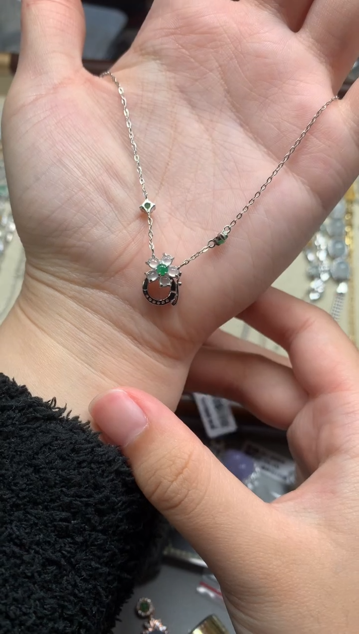 银S925镶嵌戒指翡翠项链1