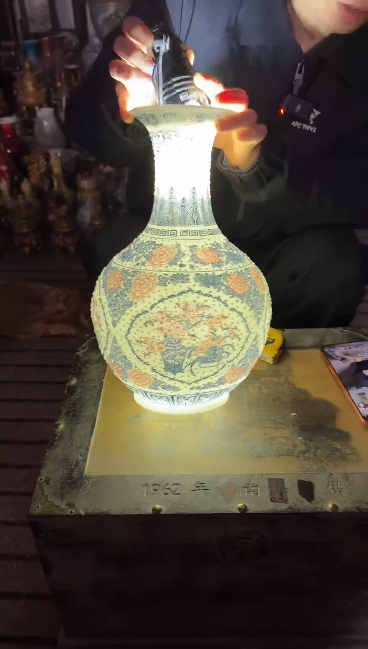 景德镇陶瓷摆件闪购38