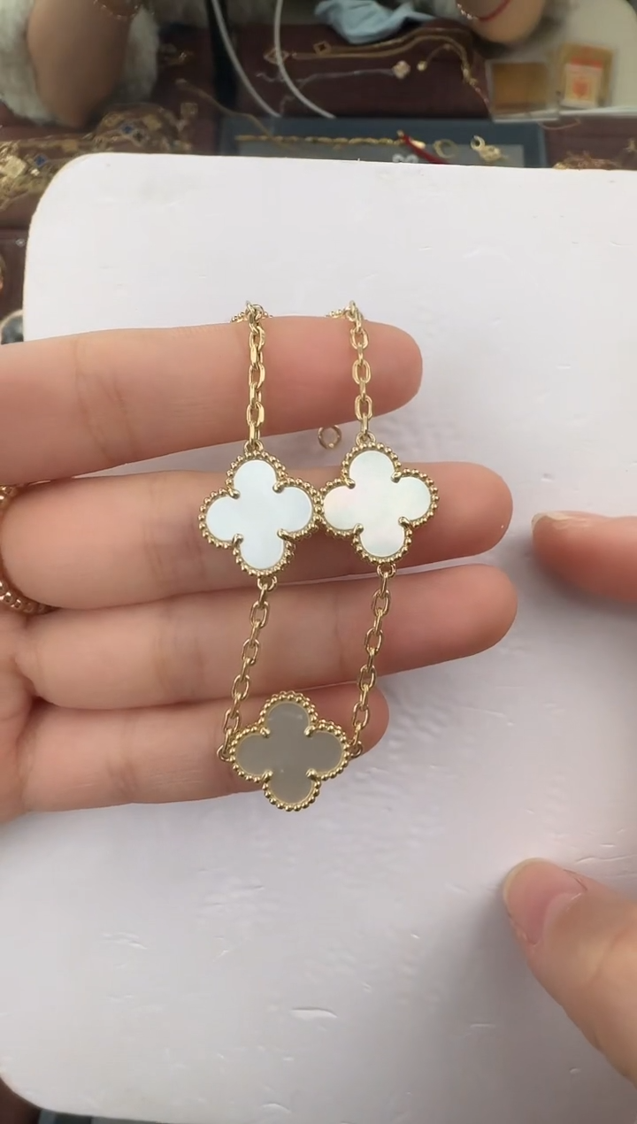 【闪购商品】贝壳手链18K金镶嵌白五花手链