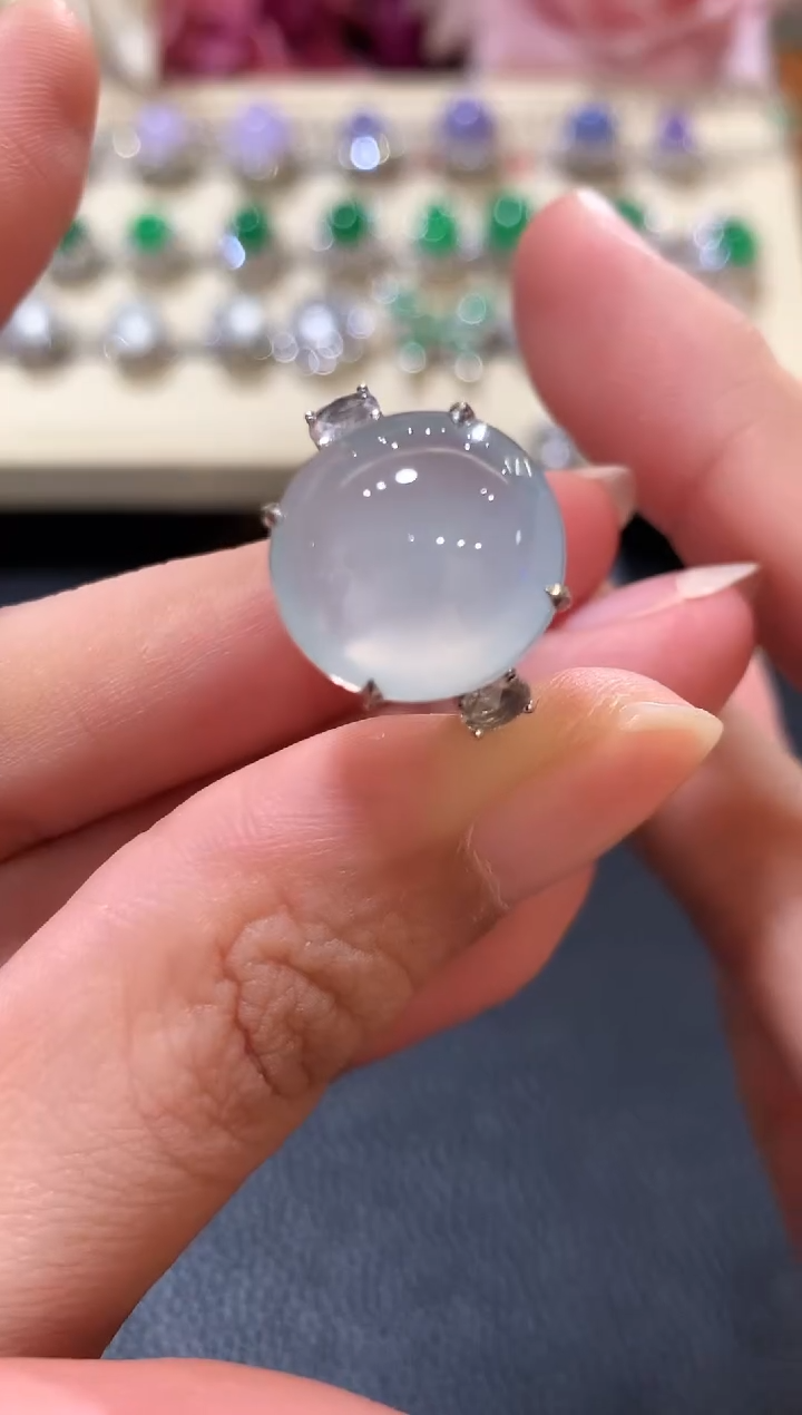 18K金镶嵌戒指翡翠z119 