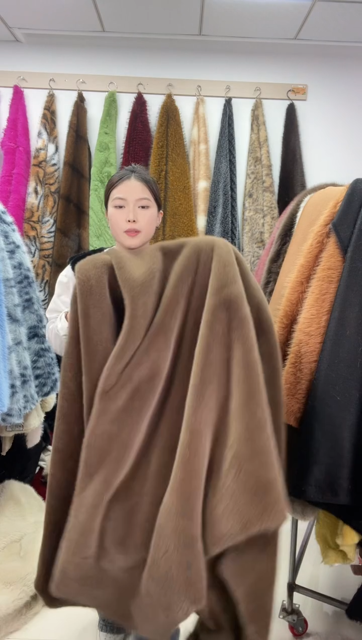 狐狸毛B17尺寸1.8*1