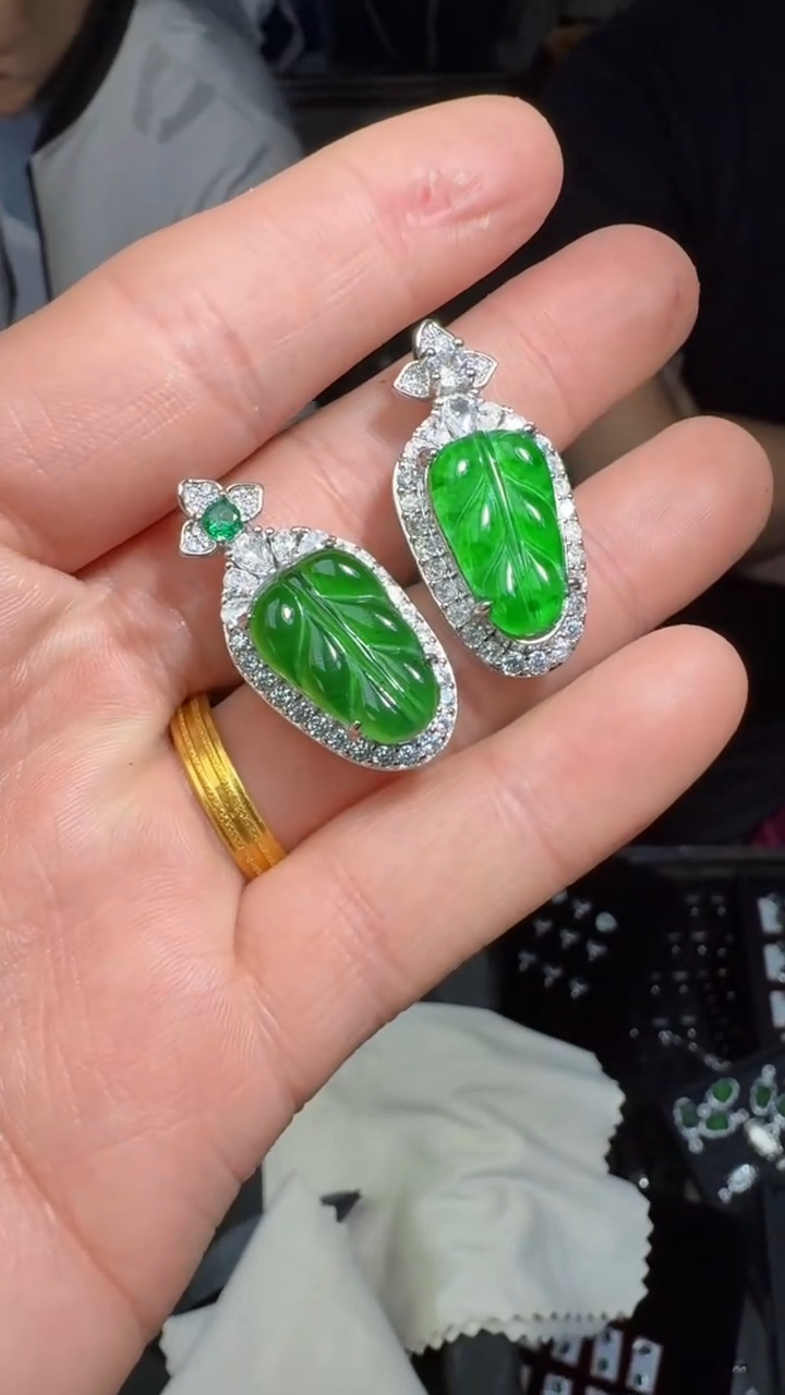 【闪购商品】定制翡翠未镶嵌叶子多样性发其一
