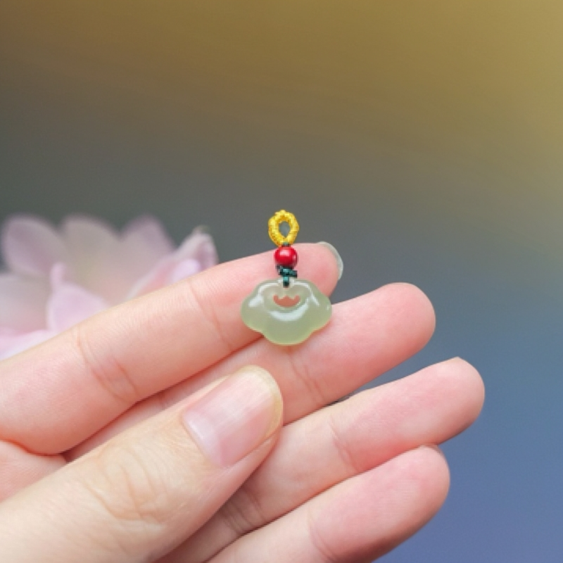 天然和田玉祥云小如意平安锁滴溜吊坠