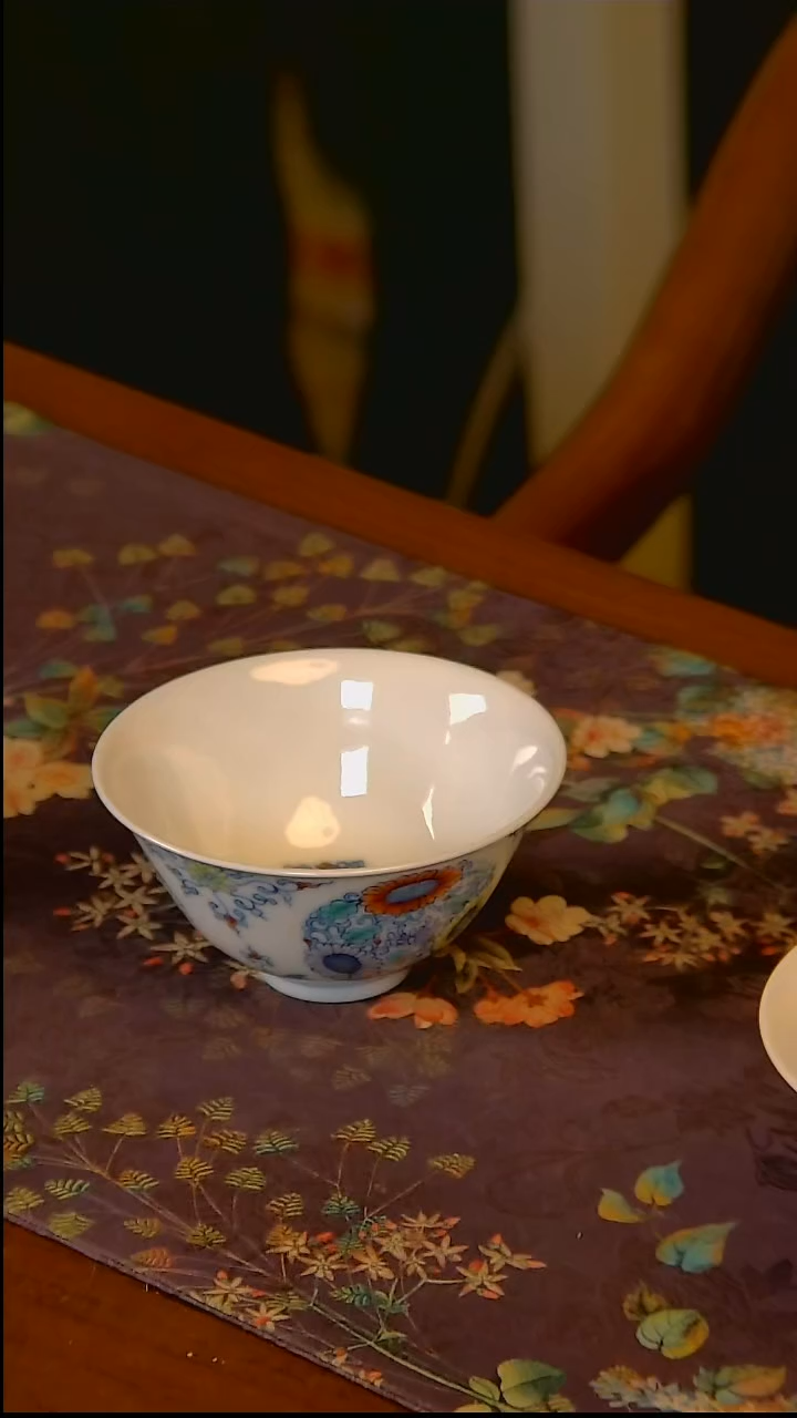 杯手工手绘杯杯很美丽