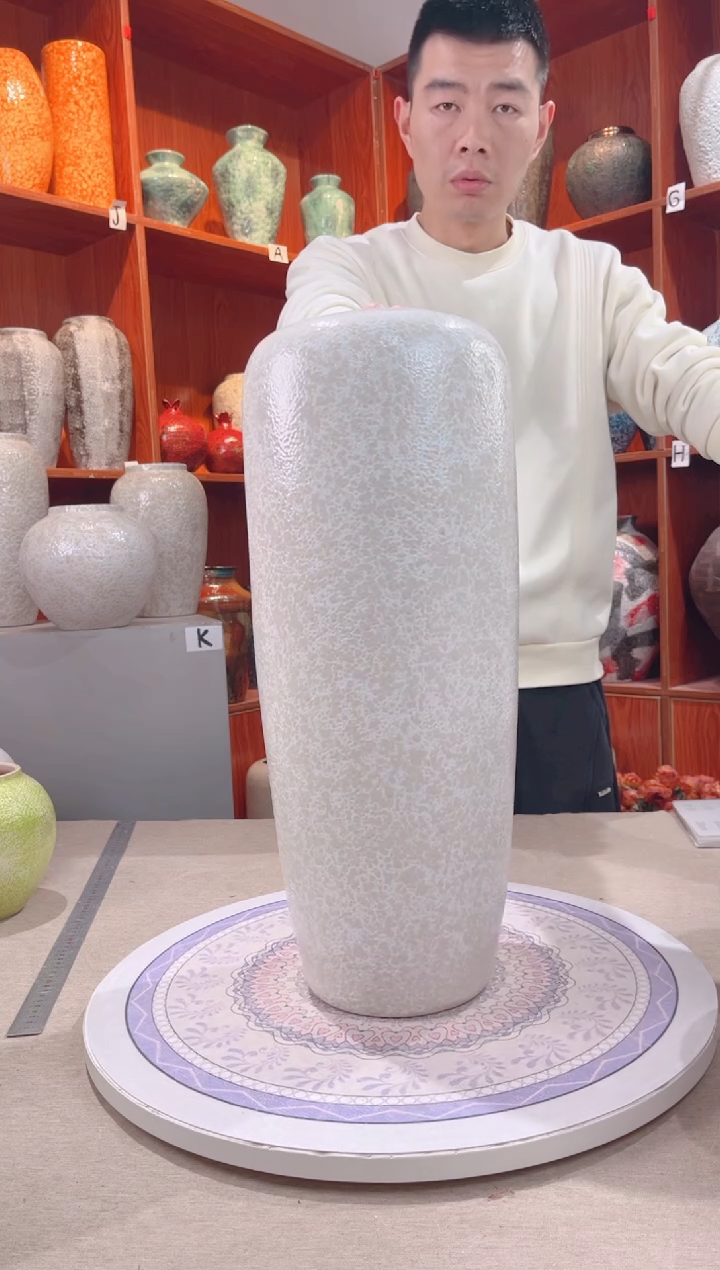 【闪购商品】瓶茶白50cm落地 陶瓷花瓶 无花