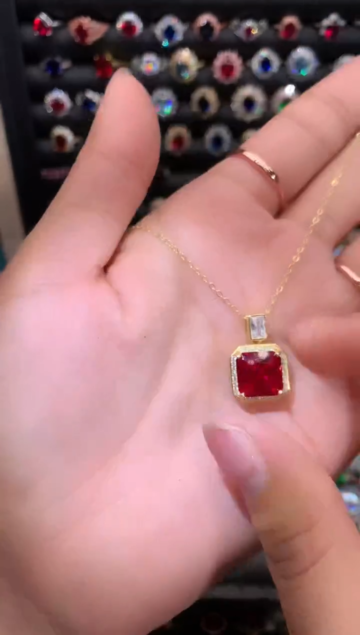 【闪购商品】红宝石颈饰银S925镶嵌金10