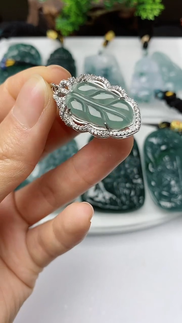 【闪购商品】翡翠颈饰银S925镶嵌