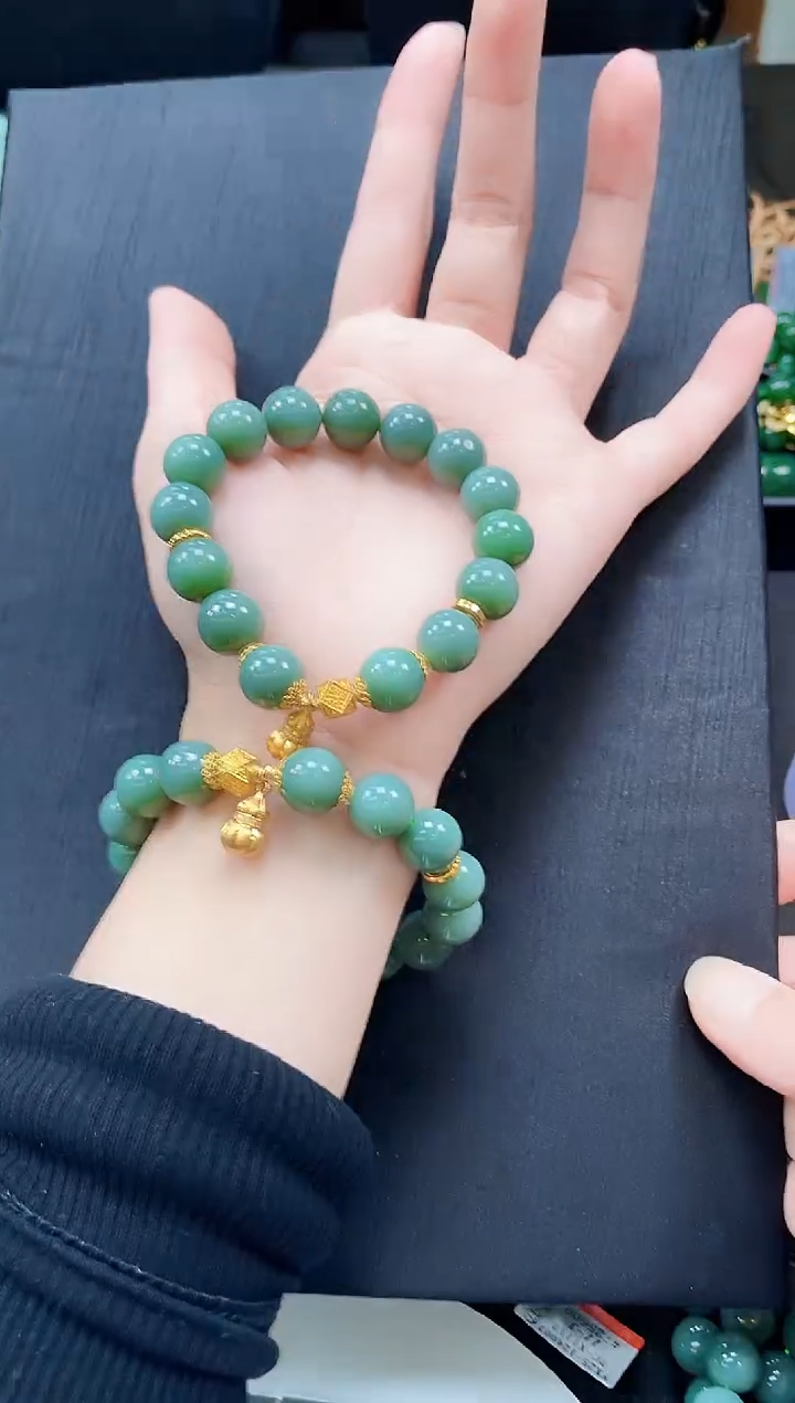 18K金镶嵌手串和田玉多样性发一