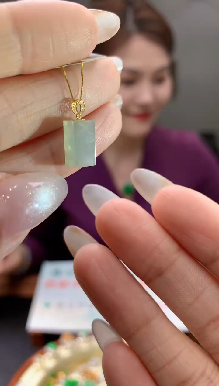 吊坠(不含链)18K金镶嵌翡翠9冰柱吊坠