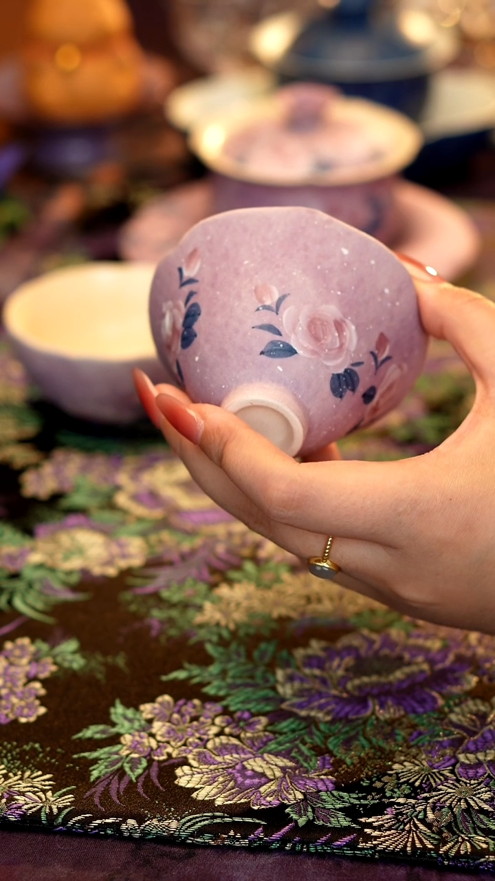 手绘玫瑰斗笠杯·····