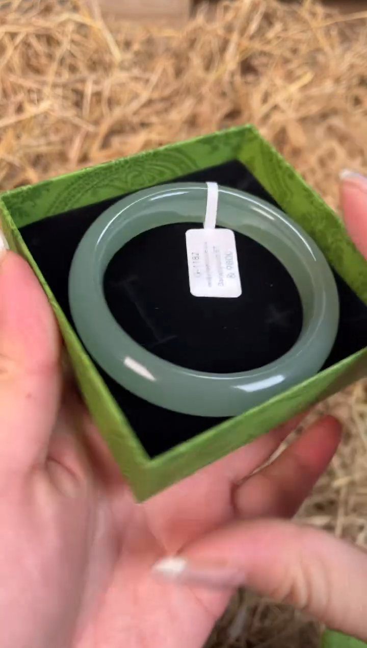 未镶嵌手镯石英质玉G-1182