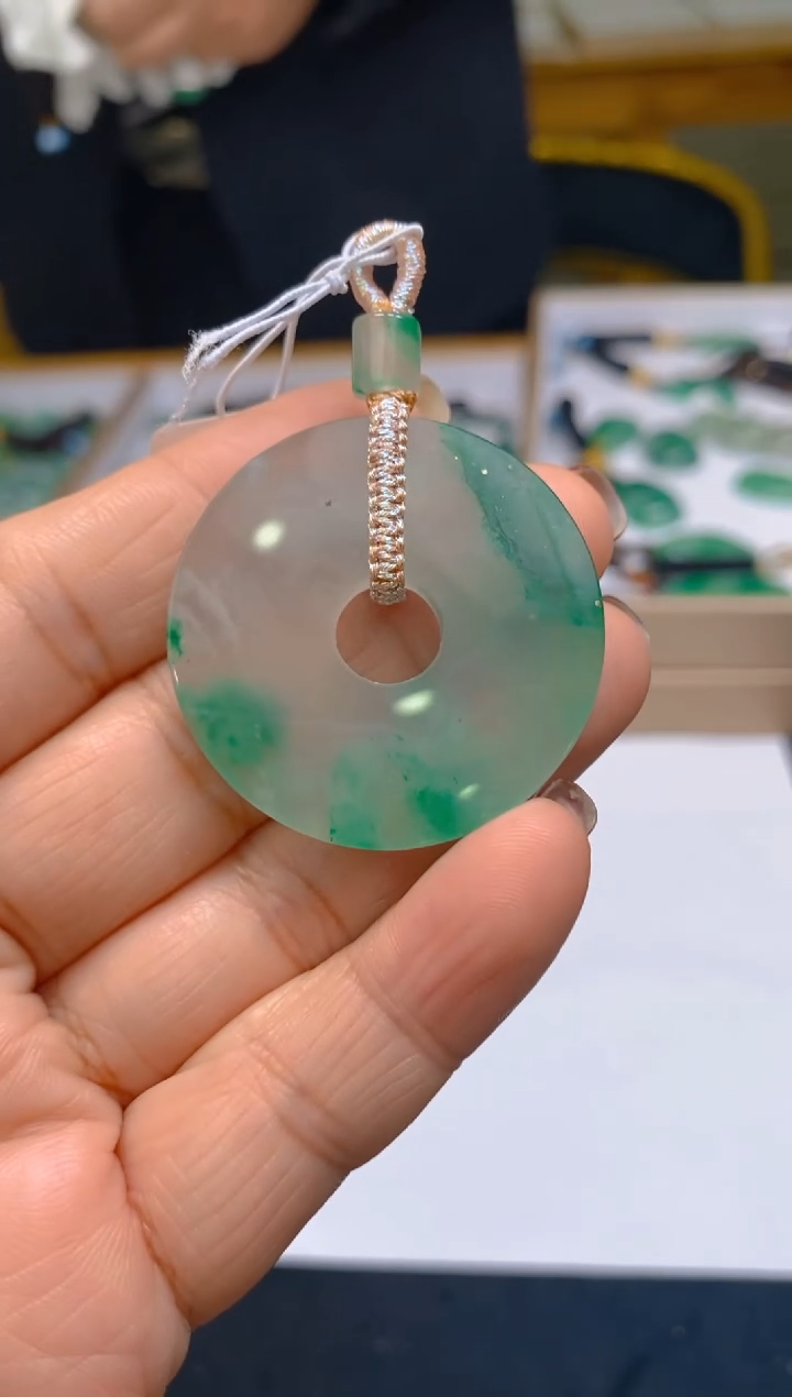 【闪购商品】石英质玉颈饰未镶嵌冰美人非洲翠002