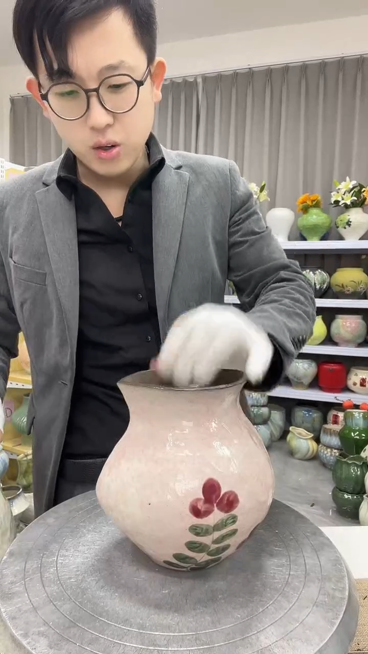 【无孔】【10.23号】直播链接高：16  ；口：9