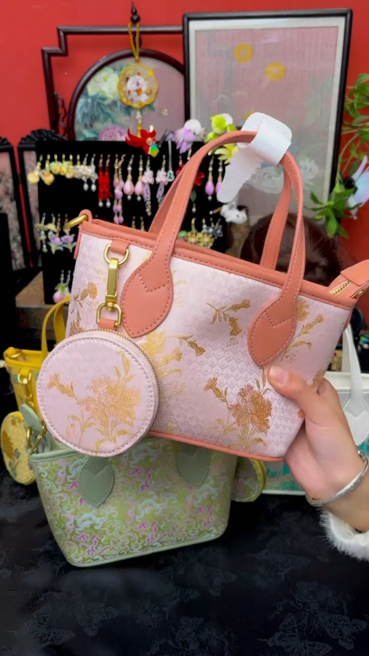 刺绣十**笙非遗手工绒花饰品