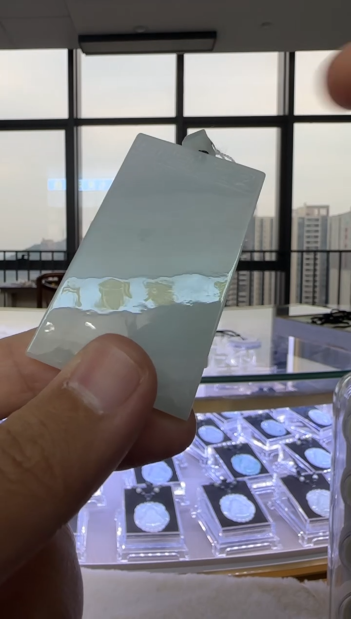 【闪购商品】翡翠未镶嵌颈饰天然翡翠A货孤品一件