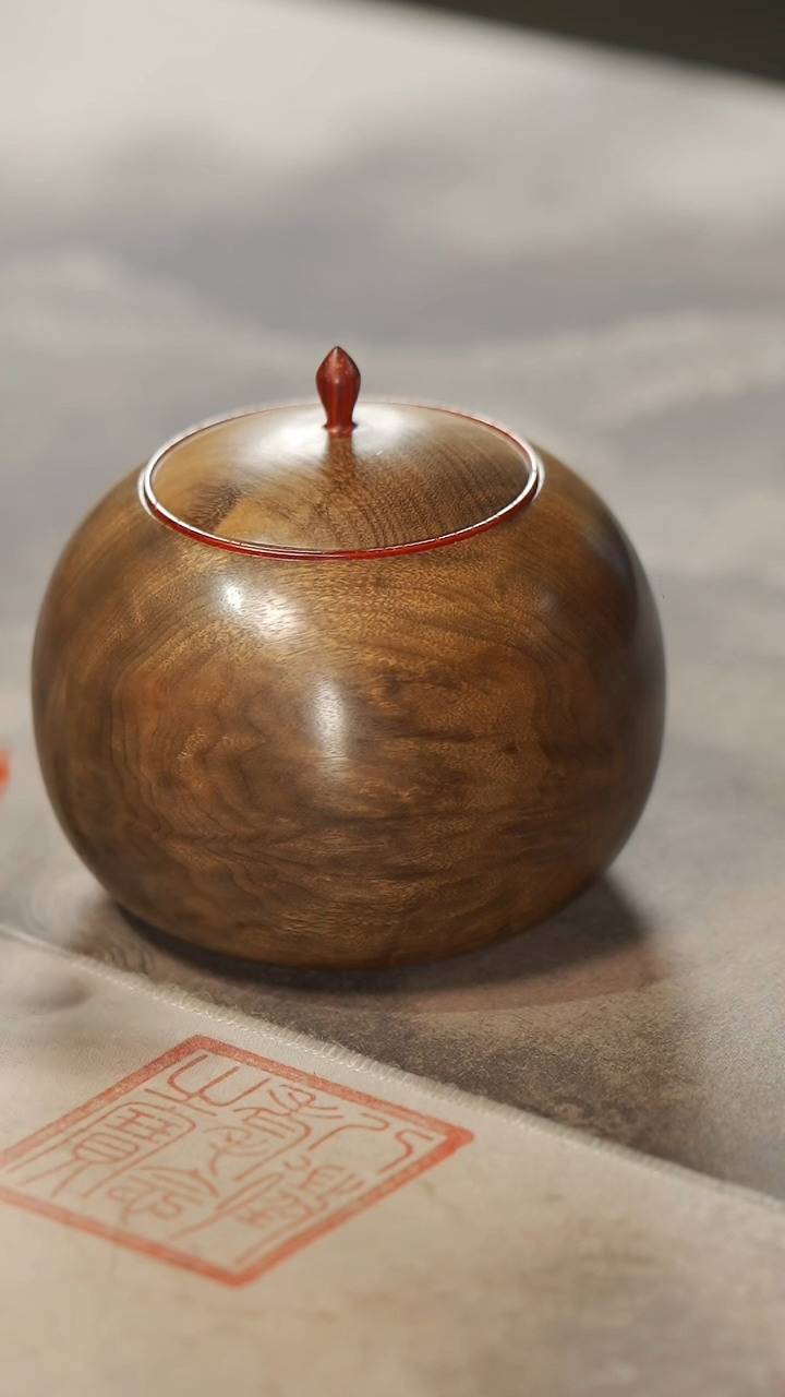 【闪购商品】金丝楠木雕537精工茶仓茶叶罐