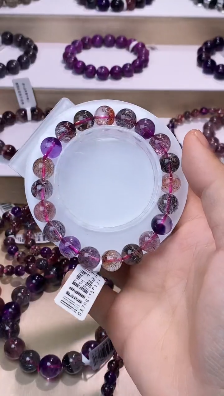 【闪购商品】水晶手链未镶嵌黑加仑超七10m+