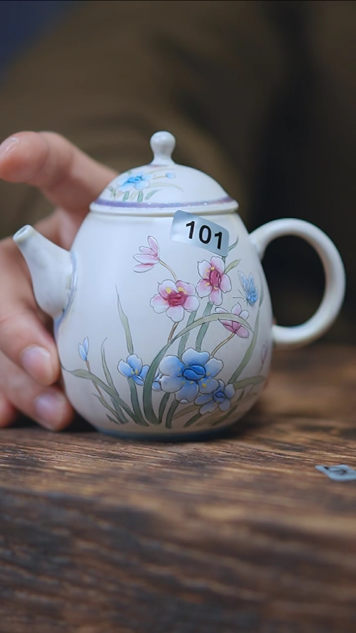 【闪购商品】101景德镇手绘兰花龙蛋壶