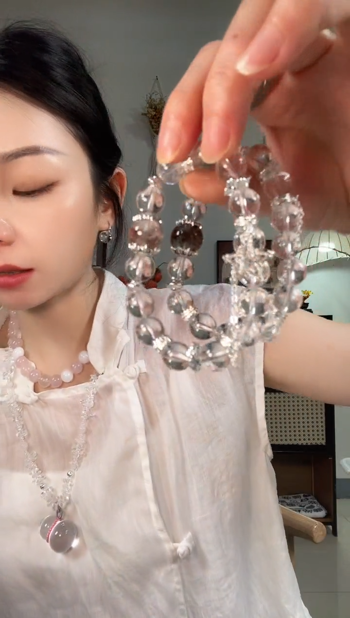 未镶嵌颈饰水晶Q789QQQQ