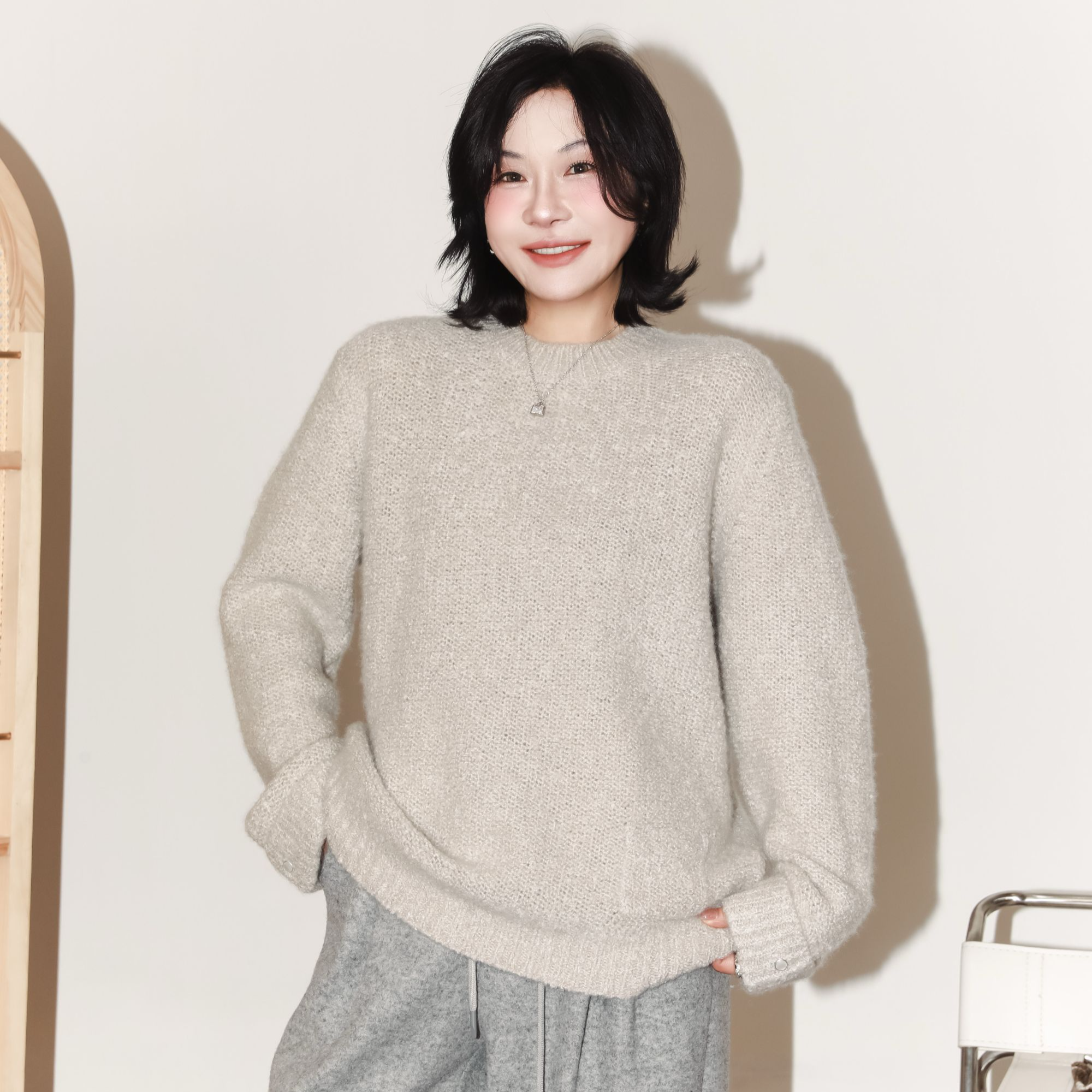 PENNYPENG岁月静好 冬季新款温柔风慵懒软糯轻盈毛茸茸羊绒套头衫